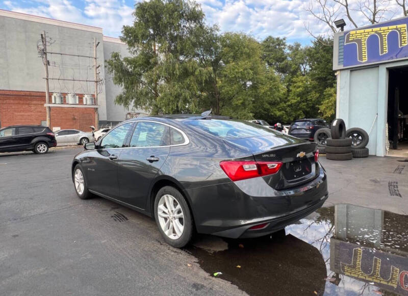 2017 Chevrolet Malibu LT