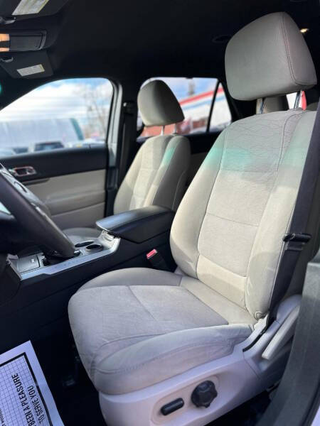 2012 Ford Explorer