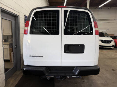 2015 Chevrolet Express 2500