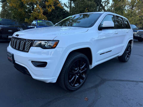 2018 Jeep Grand Cherokee for sale at LULAY'S CAR CONNECTION in Salem OR