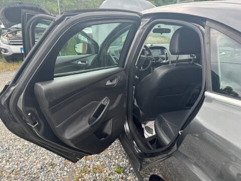 2017 Ford Focus Titanium