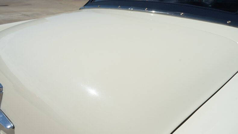 1953 Ford Crestline