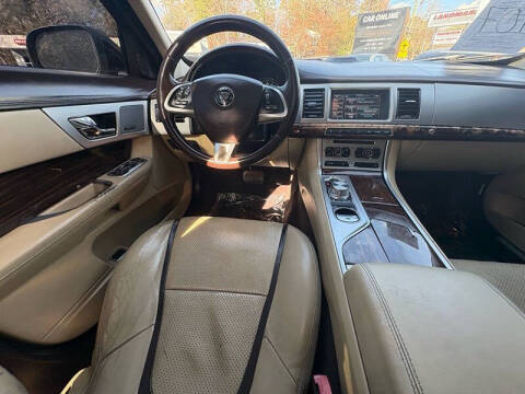 2015 Jaguar XF 3.0 Sport