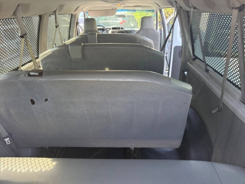 2012 Ford E-Series