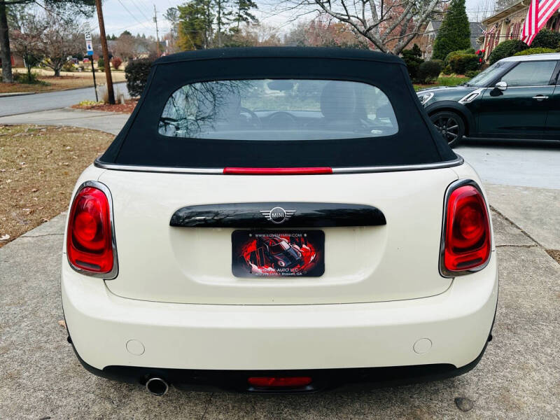 2019 MINI Convertible Base photo 10