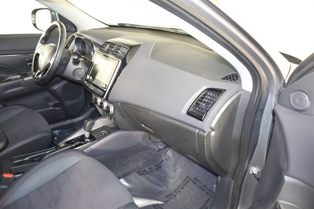 2023 Mitsubishi Outlander Sport SE