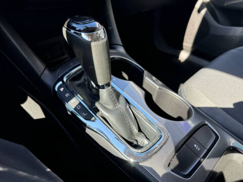 2017 Chevrolet Cruze LT Auto