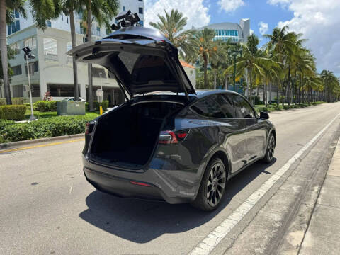 2025 Tesla Model Y Long Range