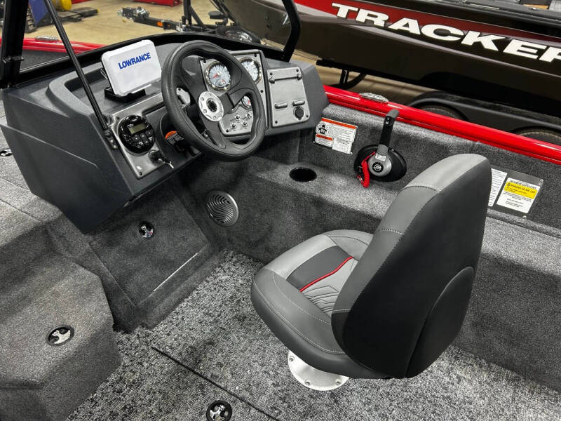 2026 Tracker PRO GUIDE 175 WT