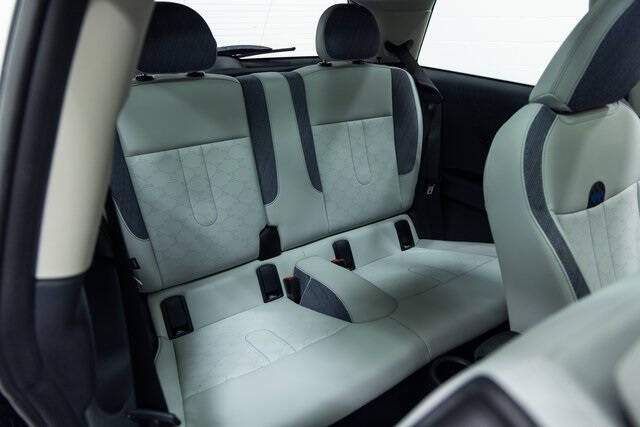 2025 MINI Hardtop 2 Door Cooper Signature Trim