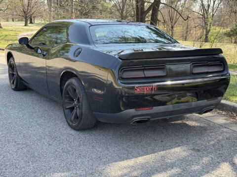 2017 Dodge Challenger SXT