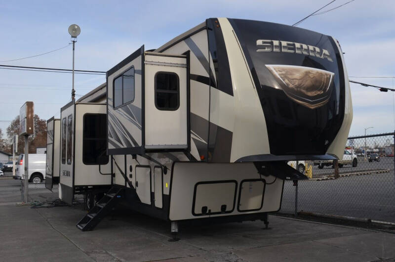 2019 Forest River Sierra