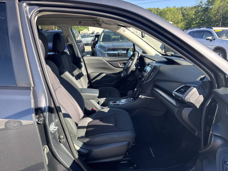 2024 Subaru Forester Premium