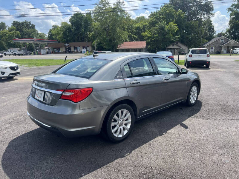 2013 Chrysler 200 Touring