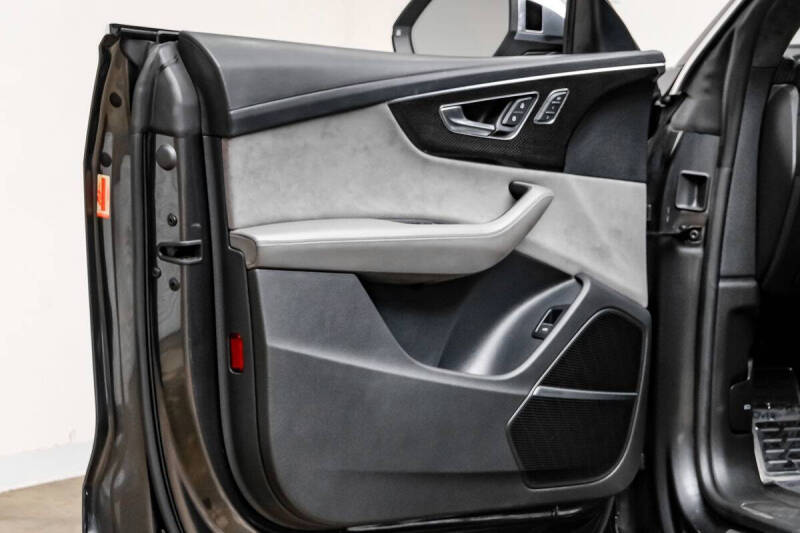 2021 Audi SQ8 4.0T quattro Prestige