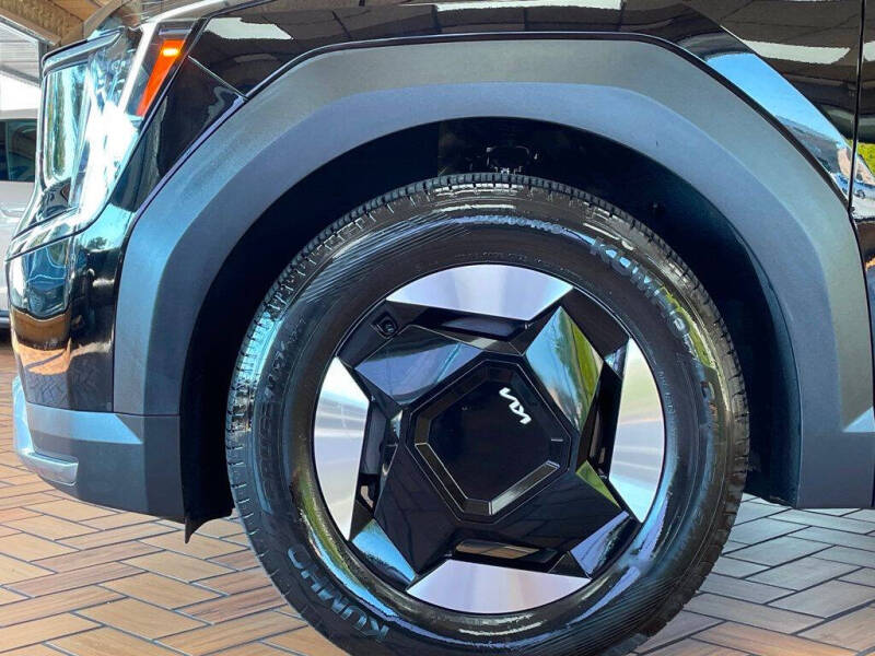 2024 Kia EV9 Wind