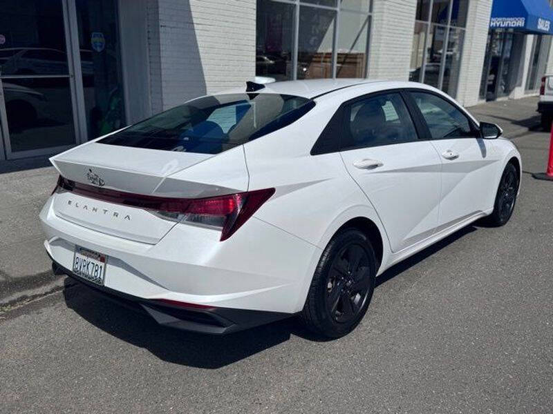 2021 Hyundai Elantra
