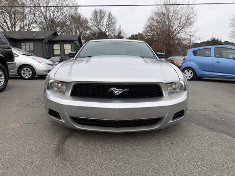 2012 Ford Mustang V6