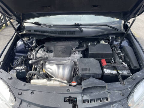 2016 Toyota Camry XSE