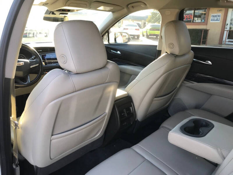 2023 Cadillac XT4 Luxury