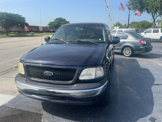 2001 FORD F-150 Pickup - $5,599