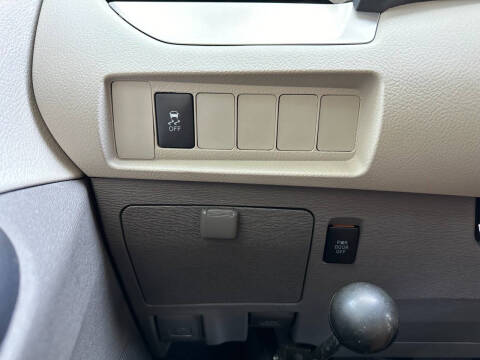 2020 Toyota Sienna LE Mobility 7-Passenger