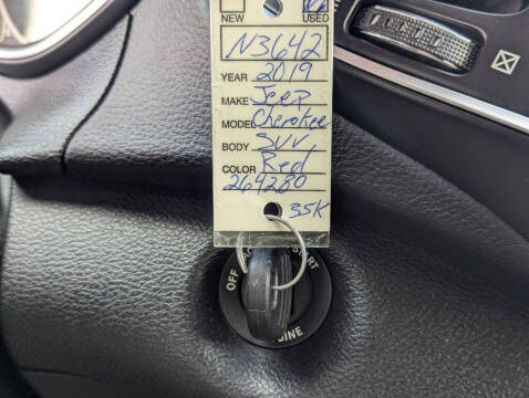 2019 Jeep Cherokee Latitude