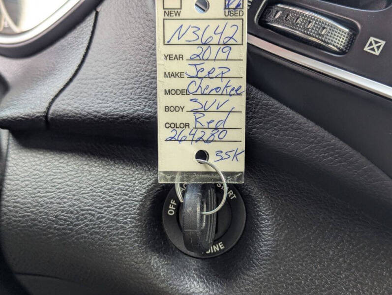 2019 Jeep Cherokee Latitude