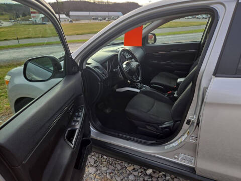 2013 Mitsubishi Outlander Sport ES