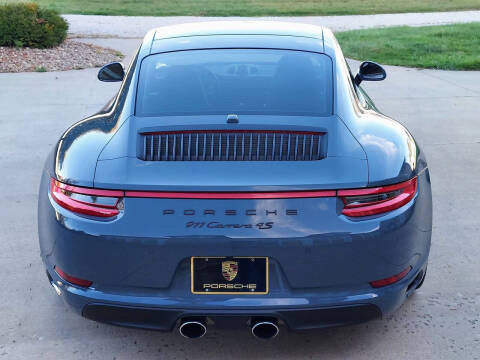 2017 Porsche 911 Carrera 4S