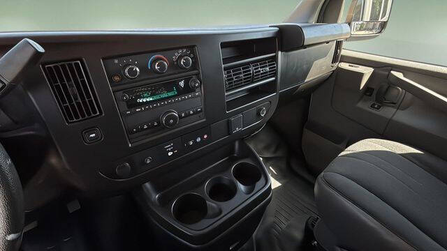 2024 Chevrolet Express 2500