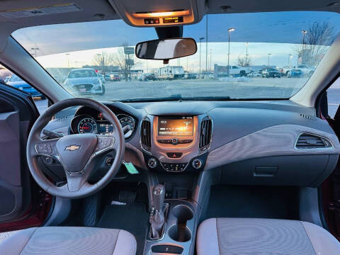 2017 Chevrolet Cruze LT Auto