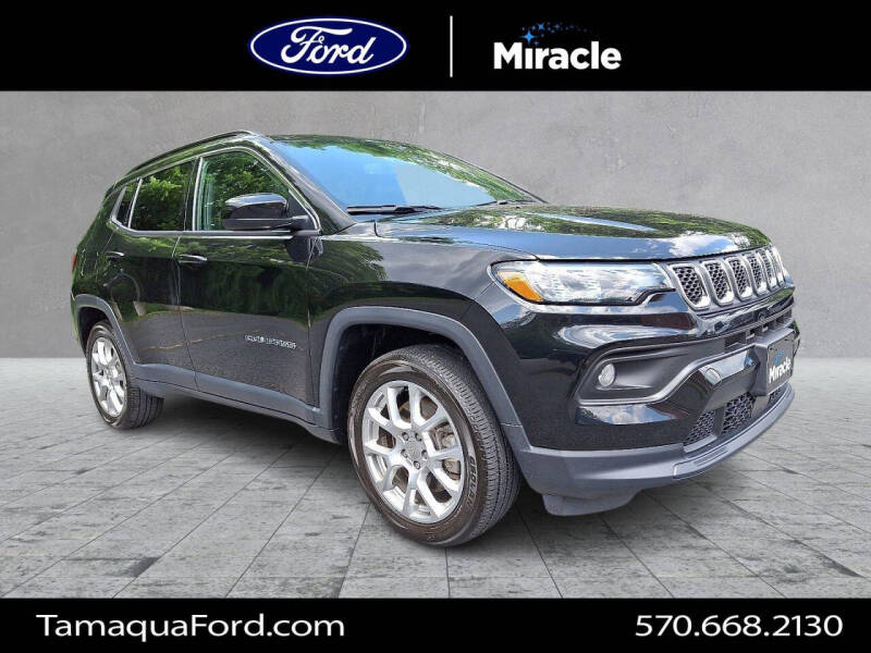 2023 Jeep Compass Latitude Lux