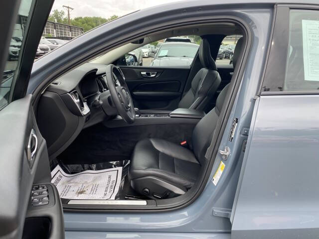 2023 Volvo S60