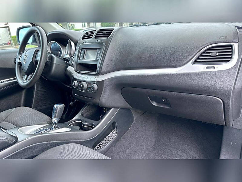 2018 Dodge Journey SE