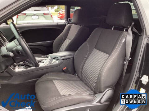 2020 Dodge Challenger SXT