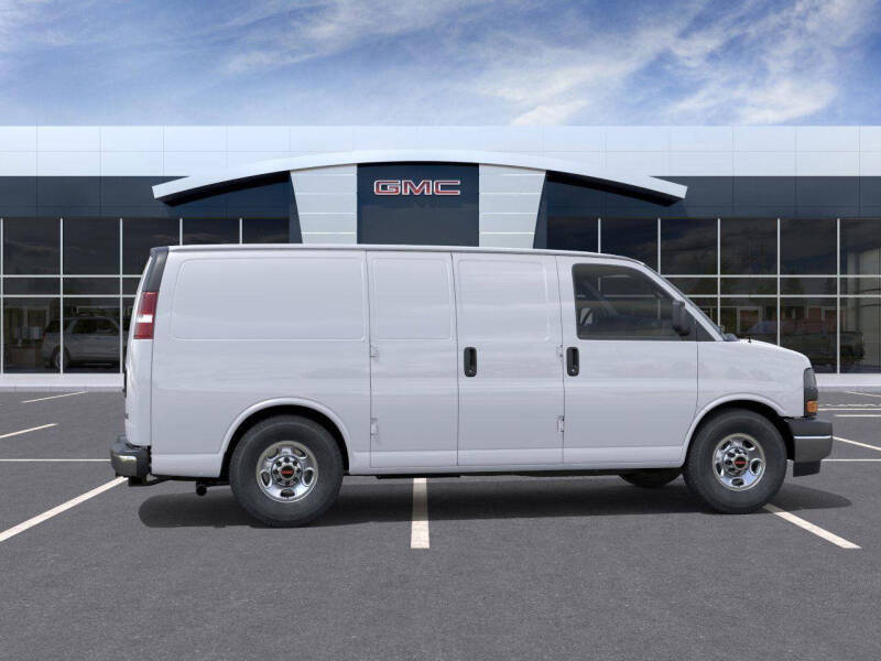 2025 GMC Savana 2500