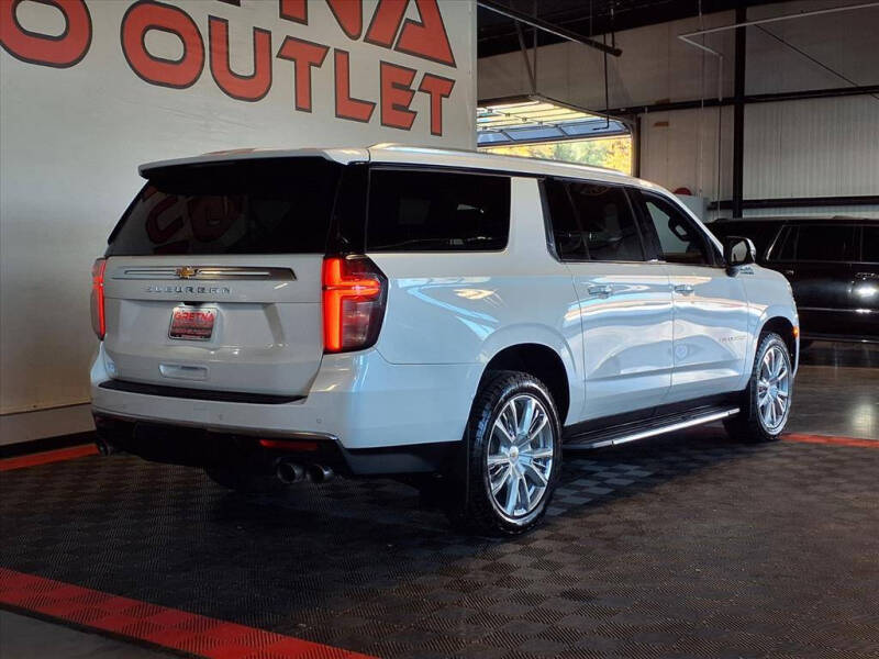 2022 Chevrolet Suburban High Country