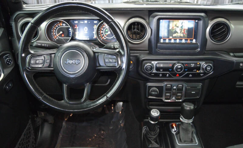 2021 Jeep Gladiator Willys