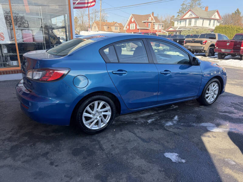 2012 Mazda MAZDA3 i Touring