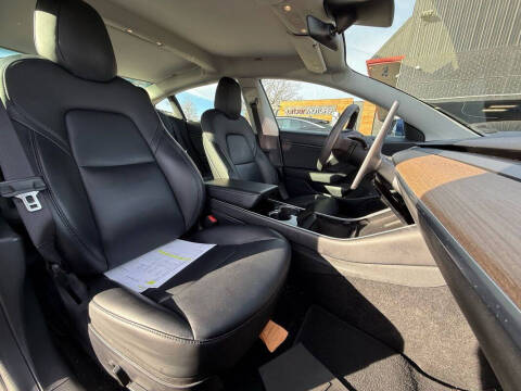 2020 Tesla Model 3 Long Range