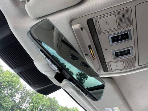 2022 Land Rover Defender 110 S