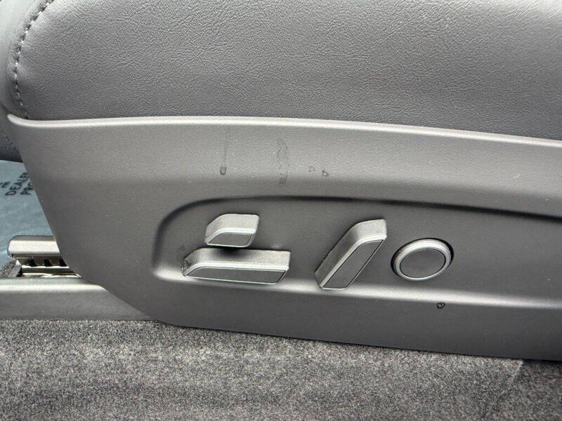 2026 Tesla Model Y Performance