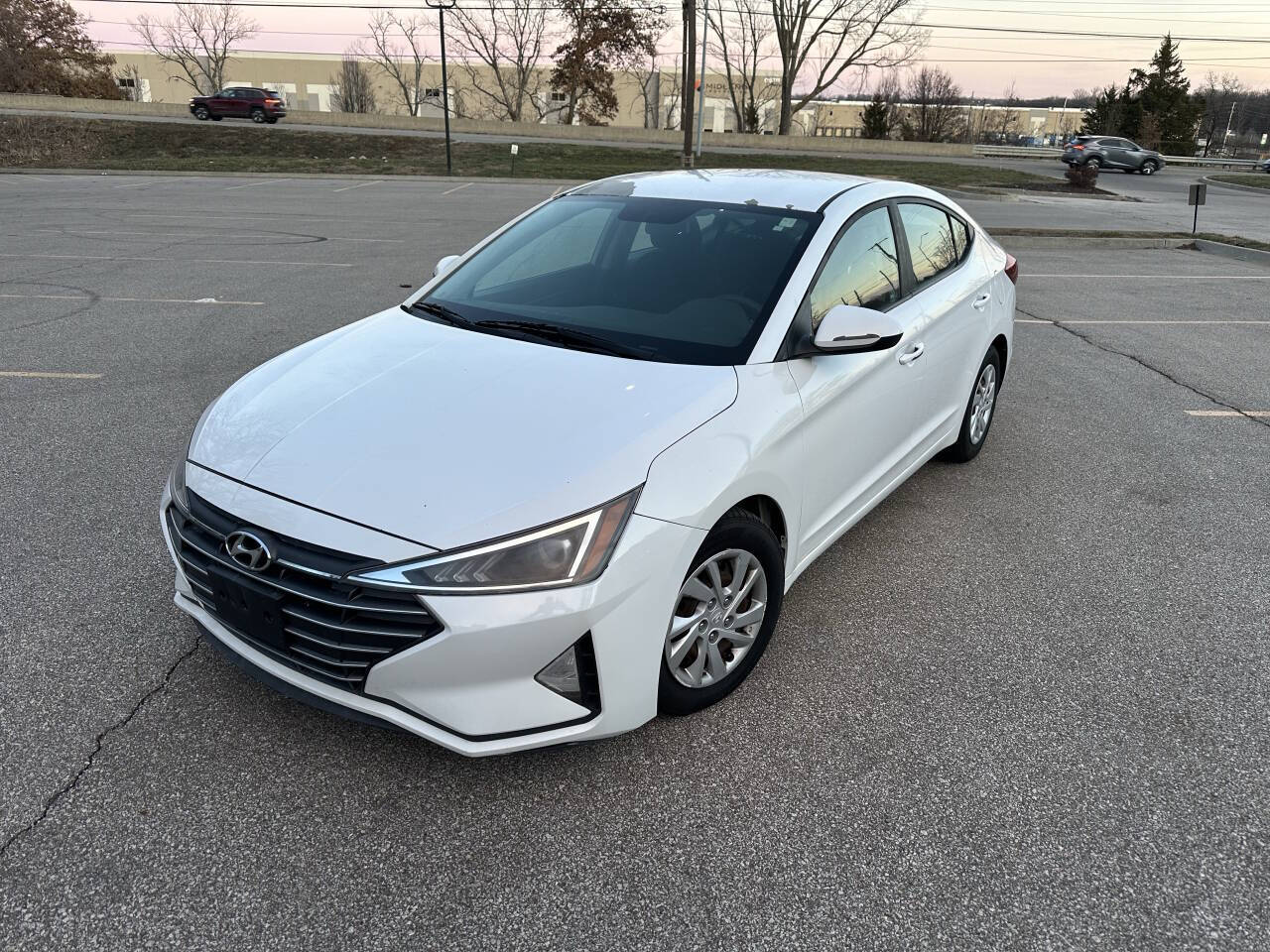 2019 Hyundai Elantra SE FWD