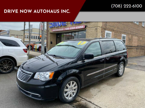 2013 Chrysler Town and Country for sale at Drive Now Autohaus Inc. in Cicero IL