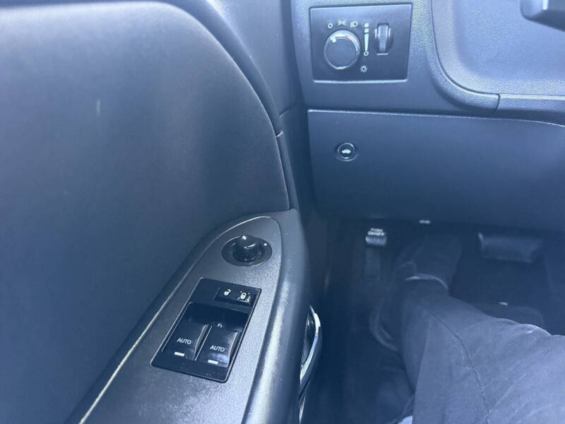 2013 Dodge Challenger SXT
