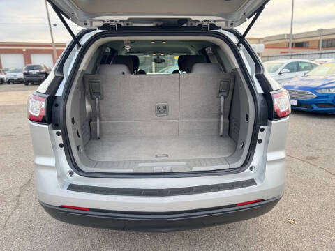 2016 Chevrolet Traverse LS