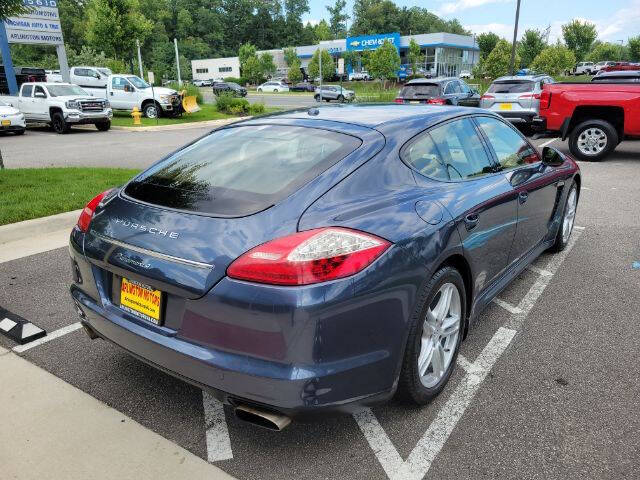 2011 Porsche Panamera 4