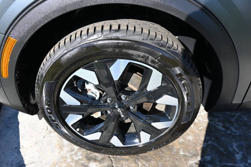 2023 Kia Sportage Plug-In Hybrid X-Line