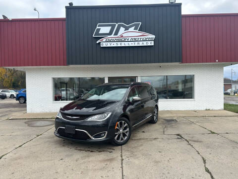 2017 Chrysler Pacifica for sale at Davison Motorsports in Holly MI